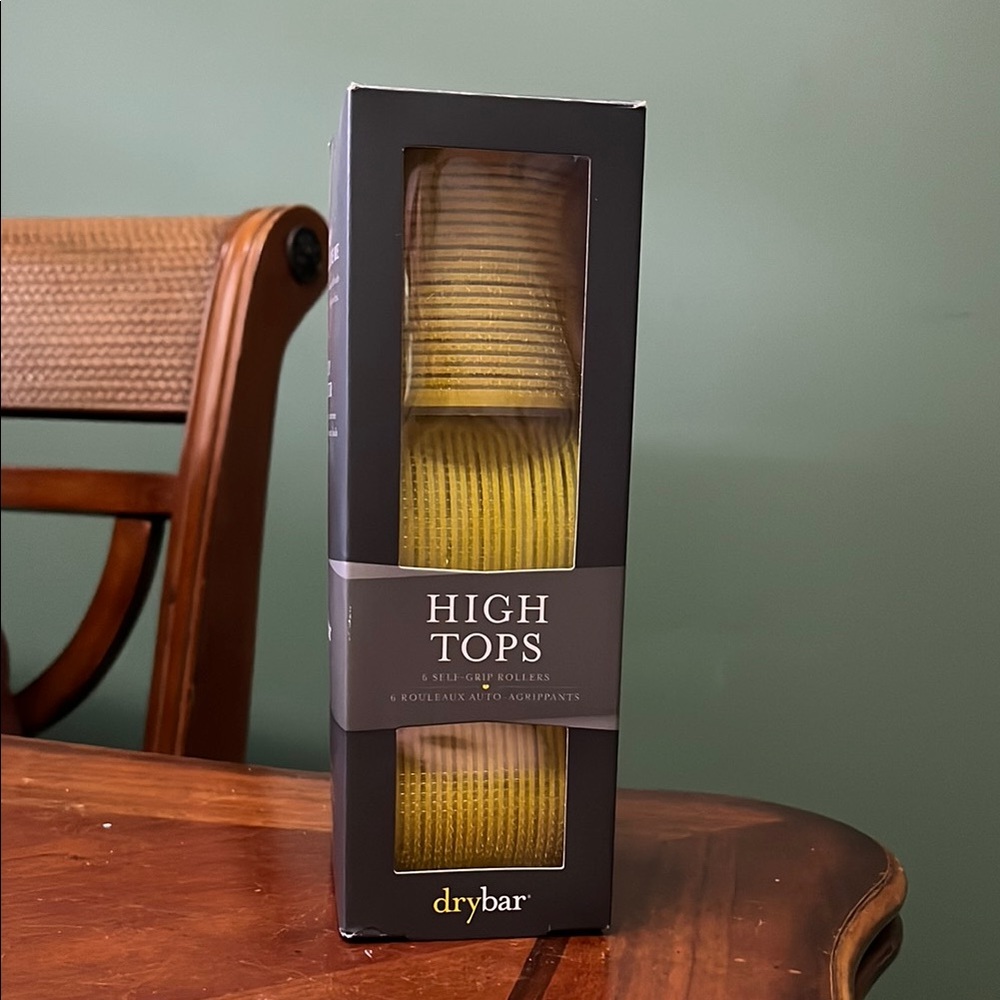 Dry bar high top self grip rollers